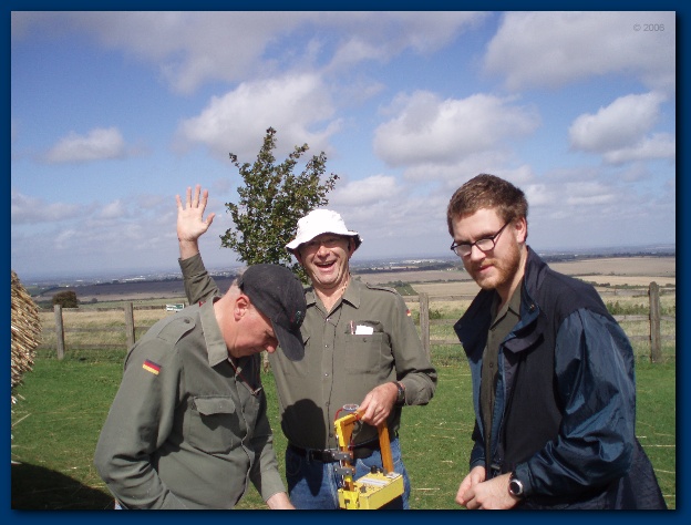 600x449 pixels (111K)